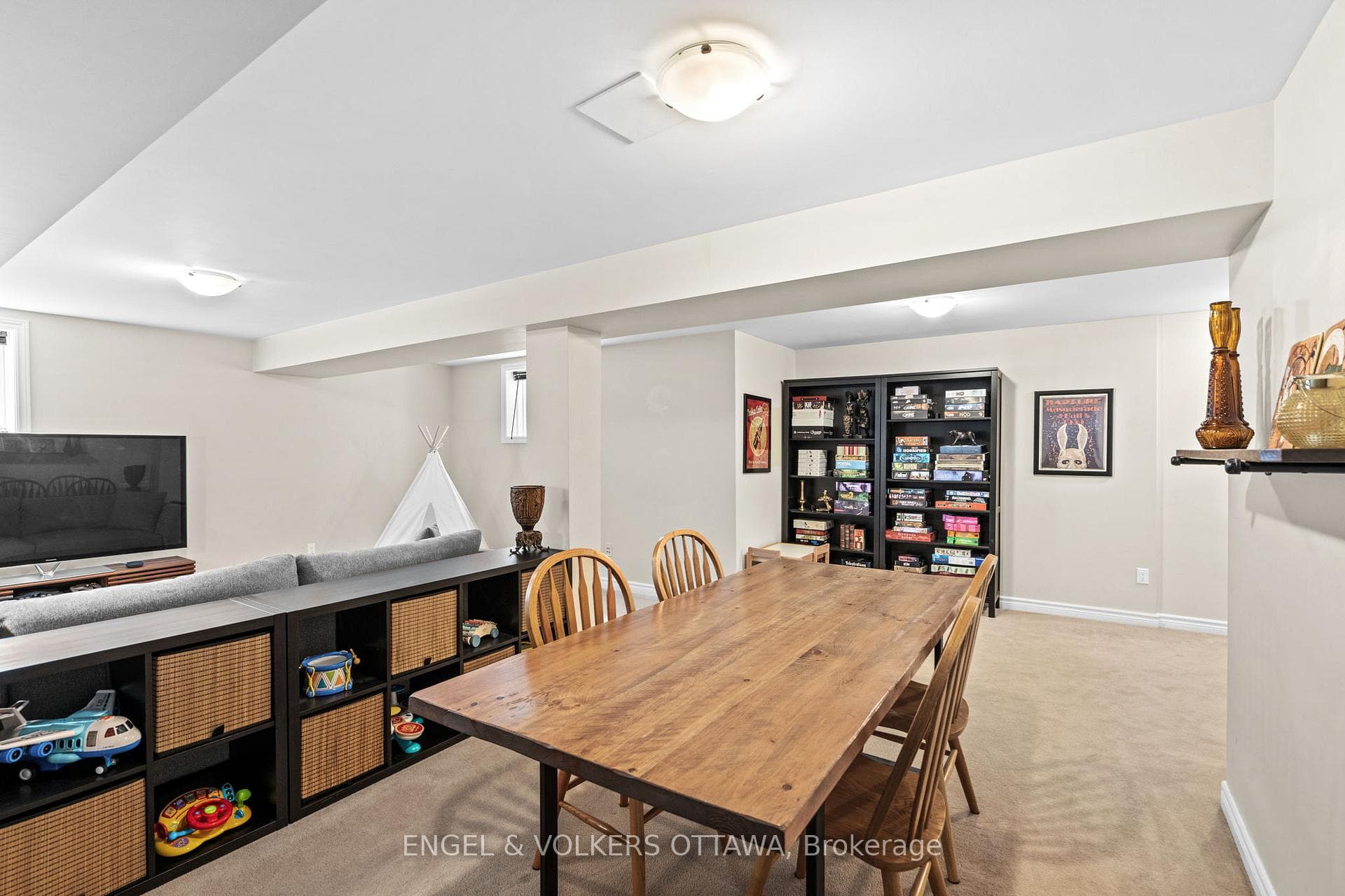 1141 Northgraves Crescent photo 41