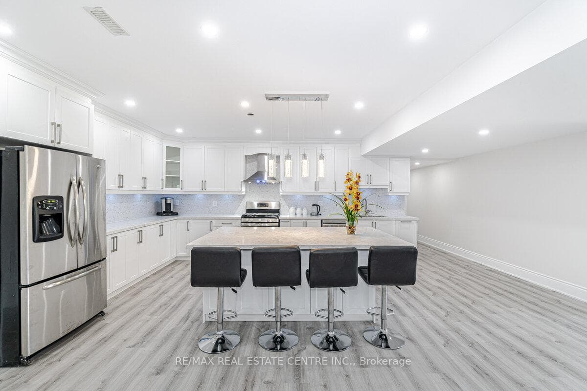 514446 2nd Line photo 27
