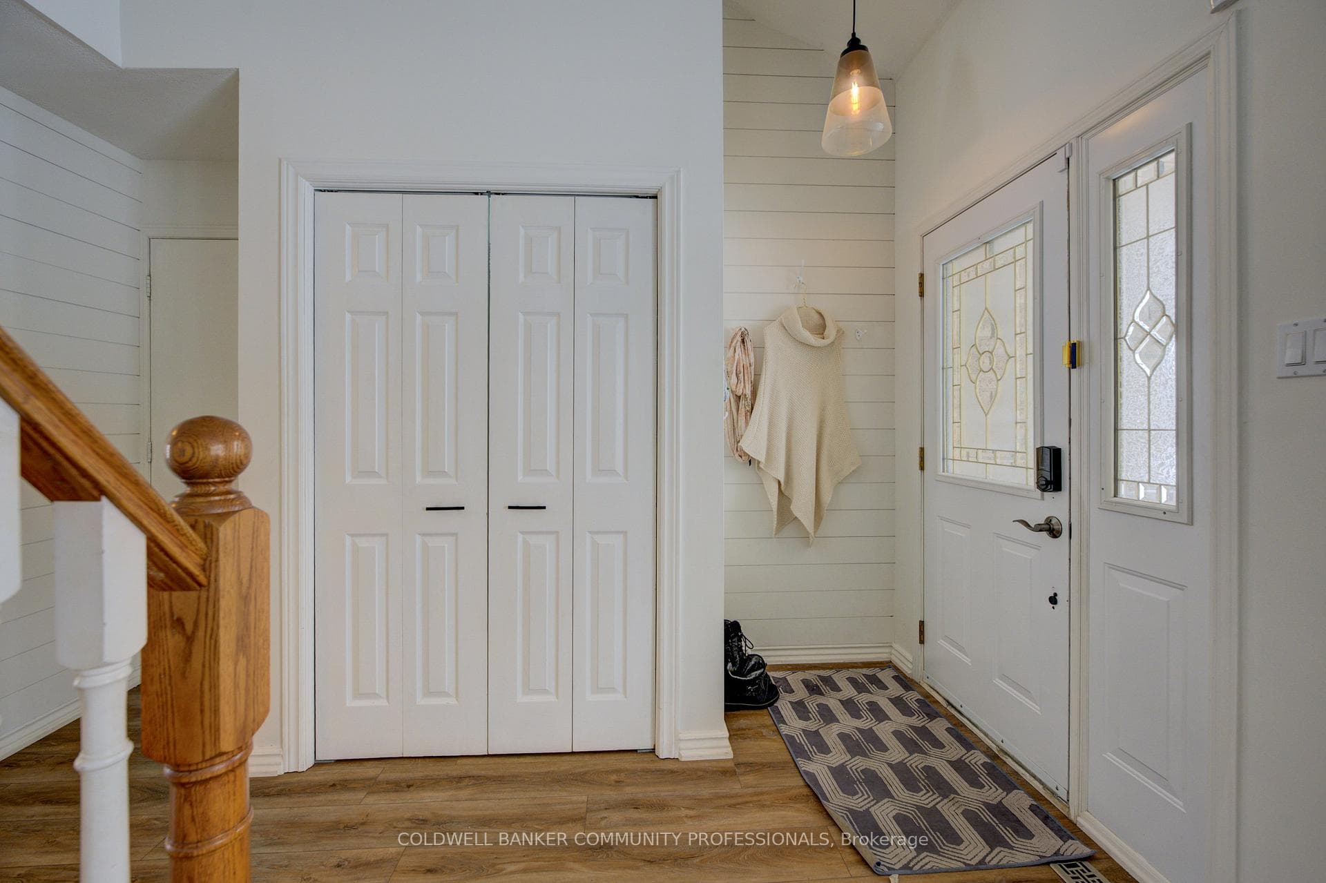 20 Ventura Drive photo 4