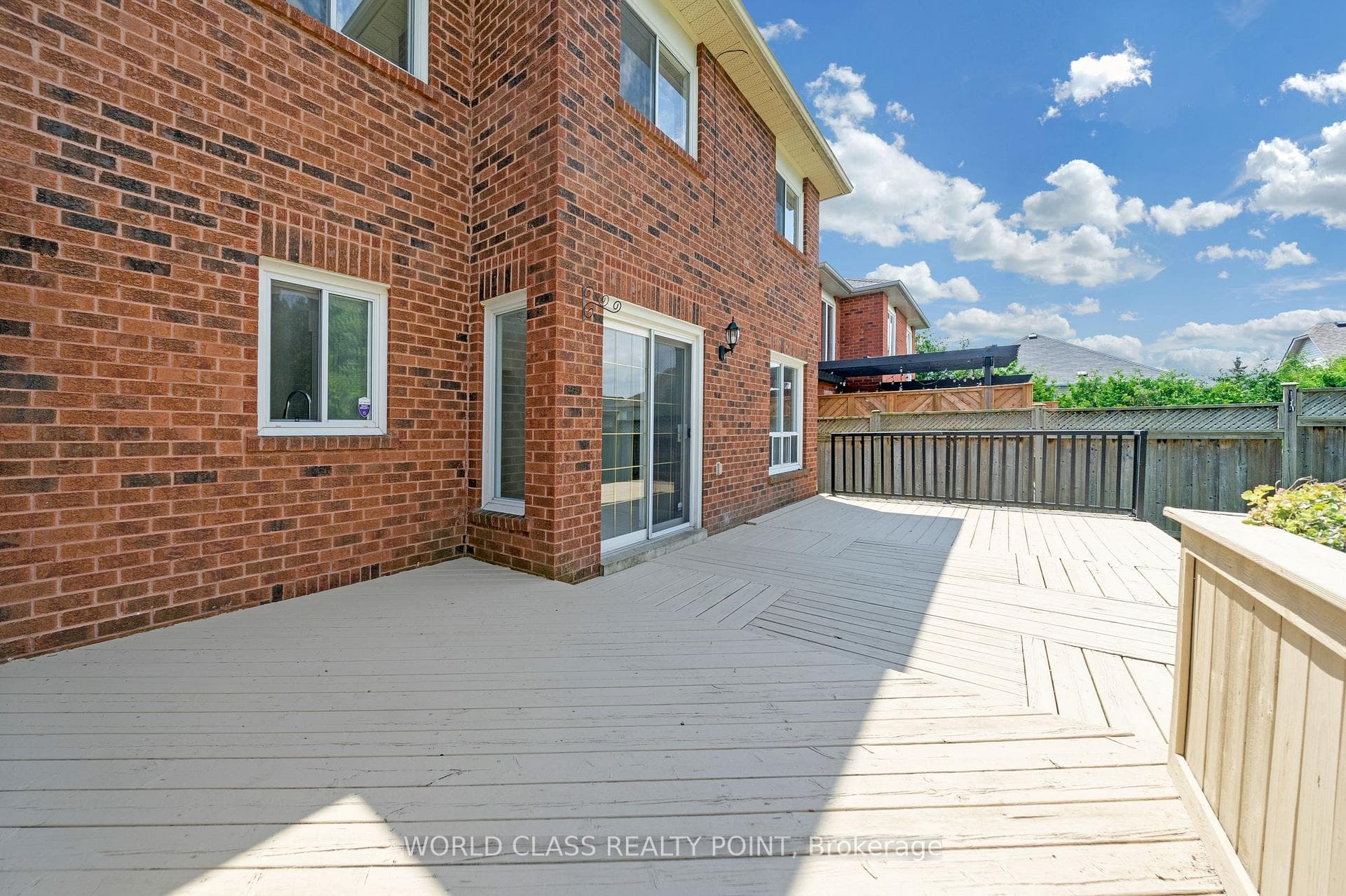 202 Bridgewater Avenue photo 40