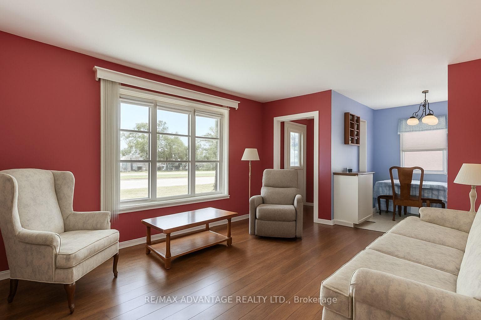 237 Rainbow Avenue photo 4