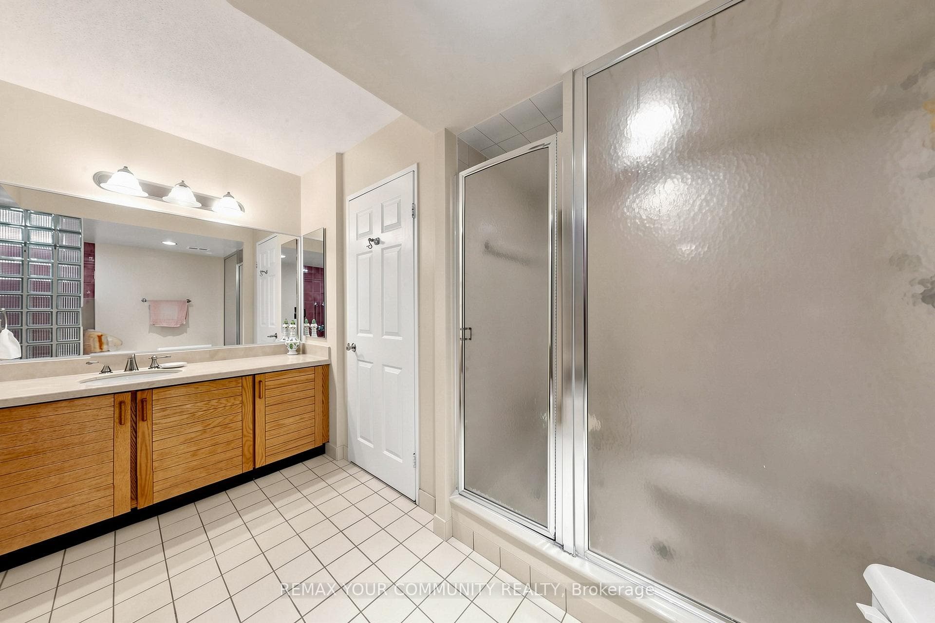5444 Yonge Street Unit 1609 photo 30