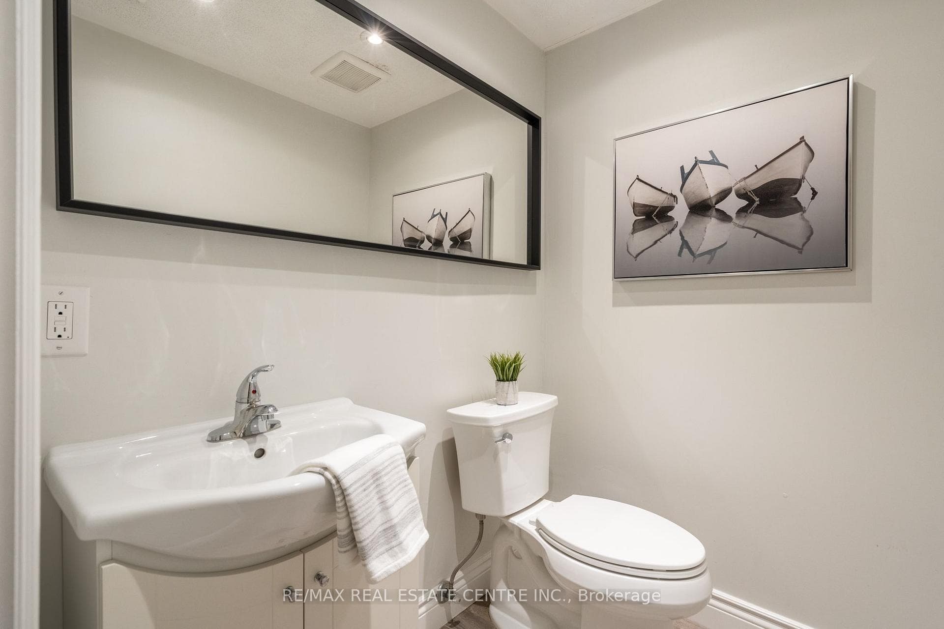 2050 Deer Run Avenue photo 34