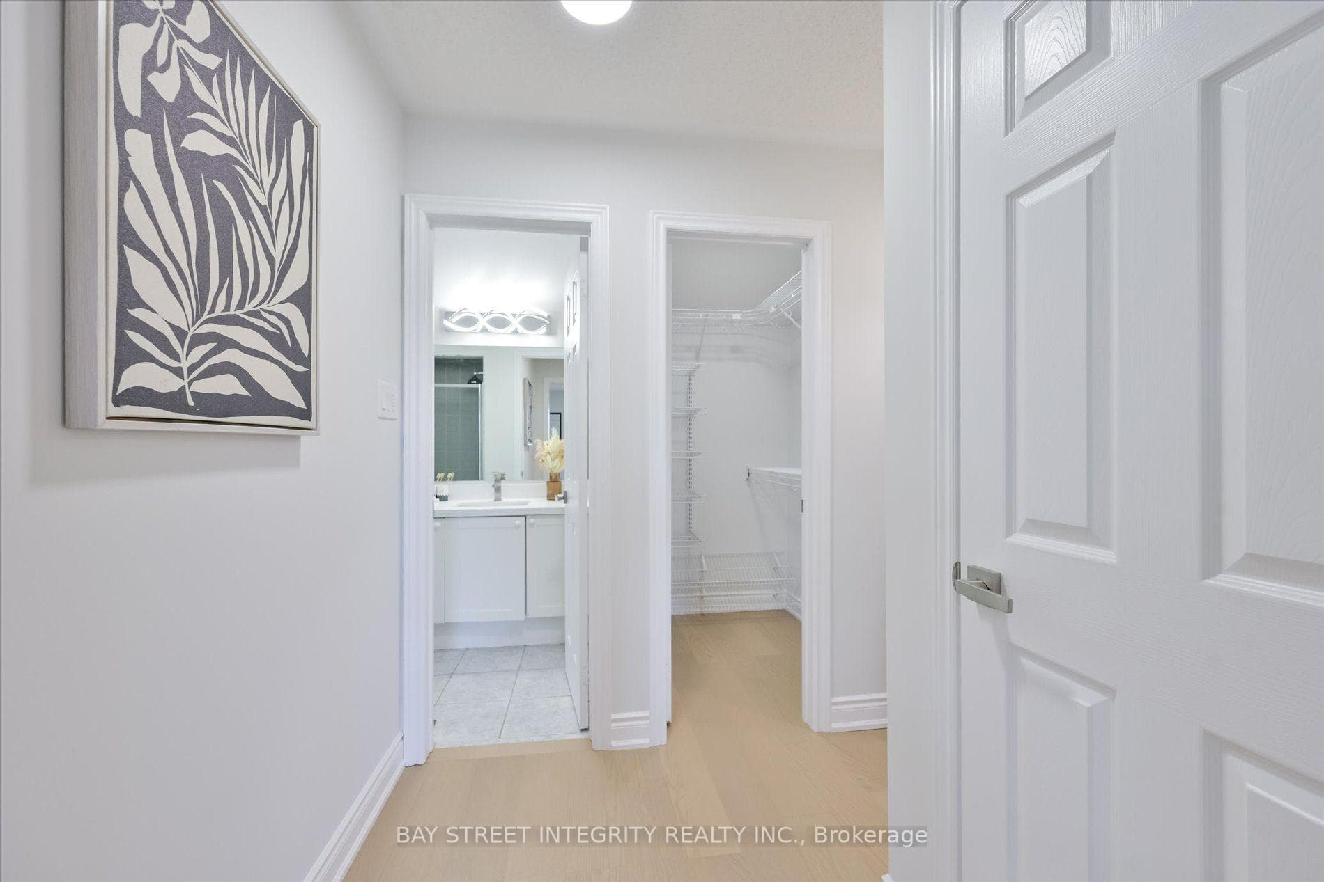 208 Georgian Drive photo 26