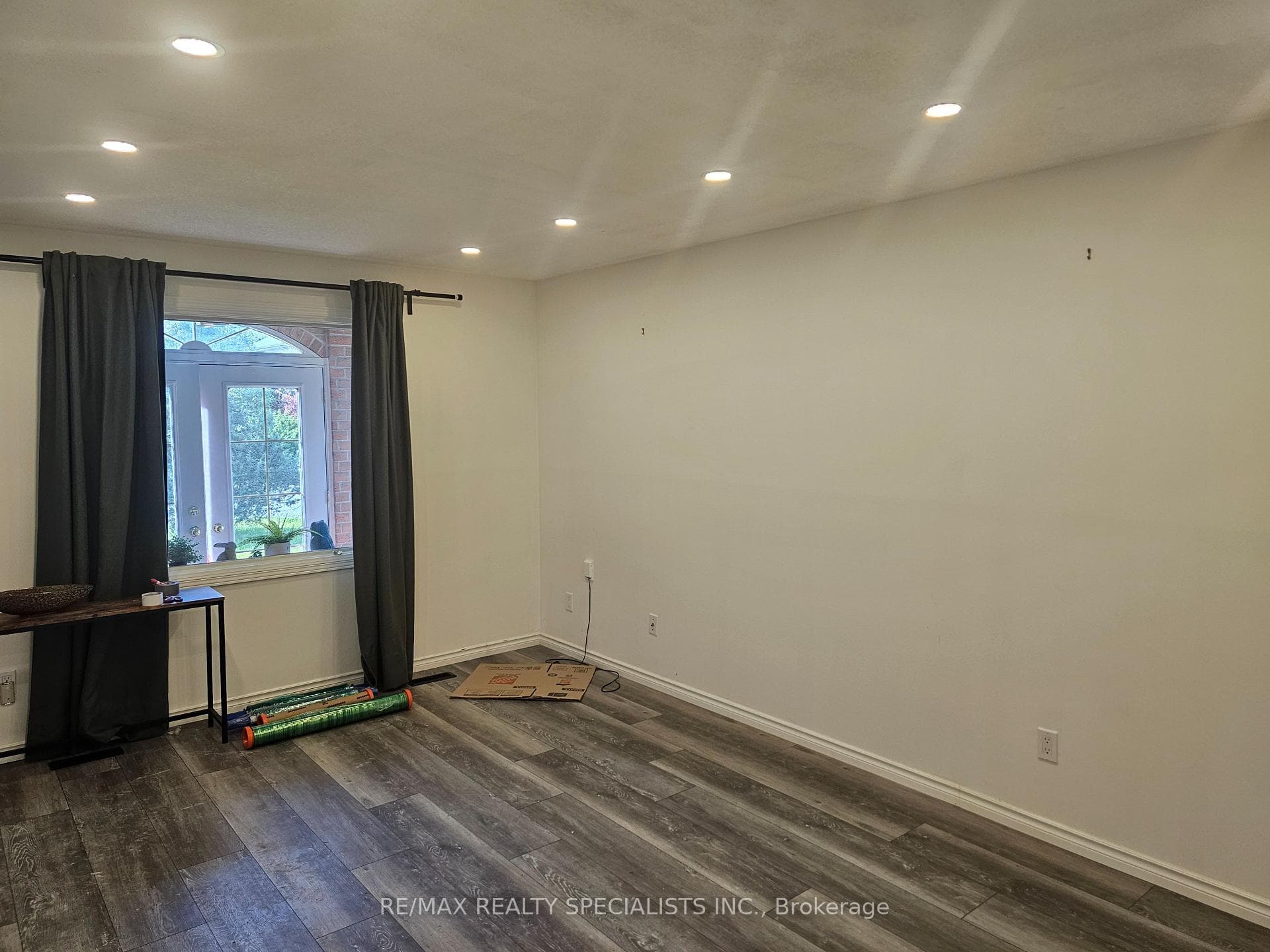283 Delancey Boulevard photo 19