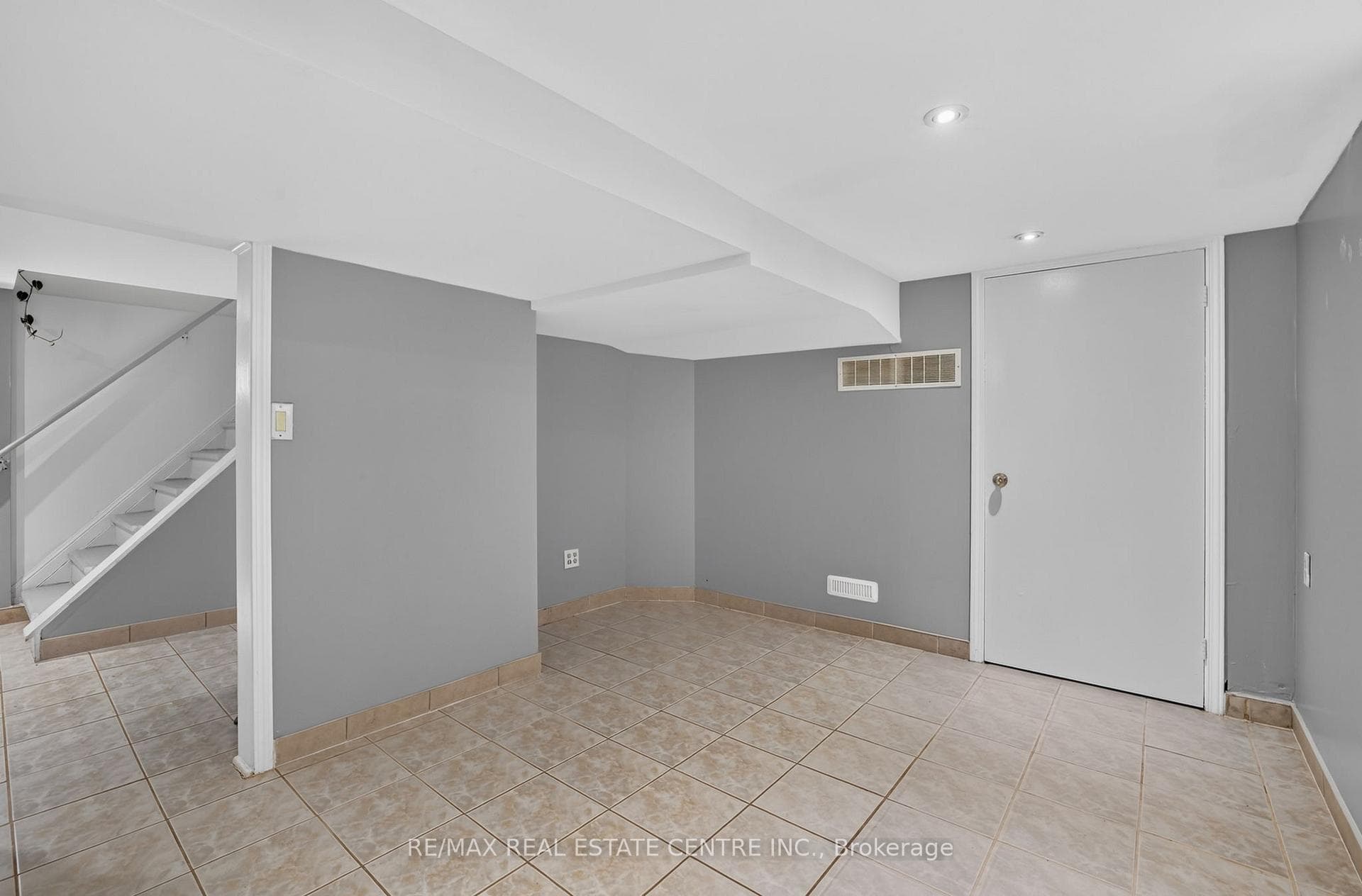75 West Street photo 41
