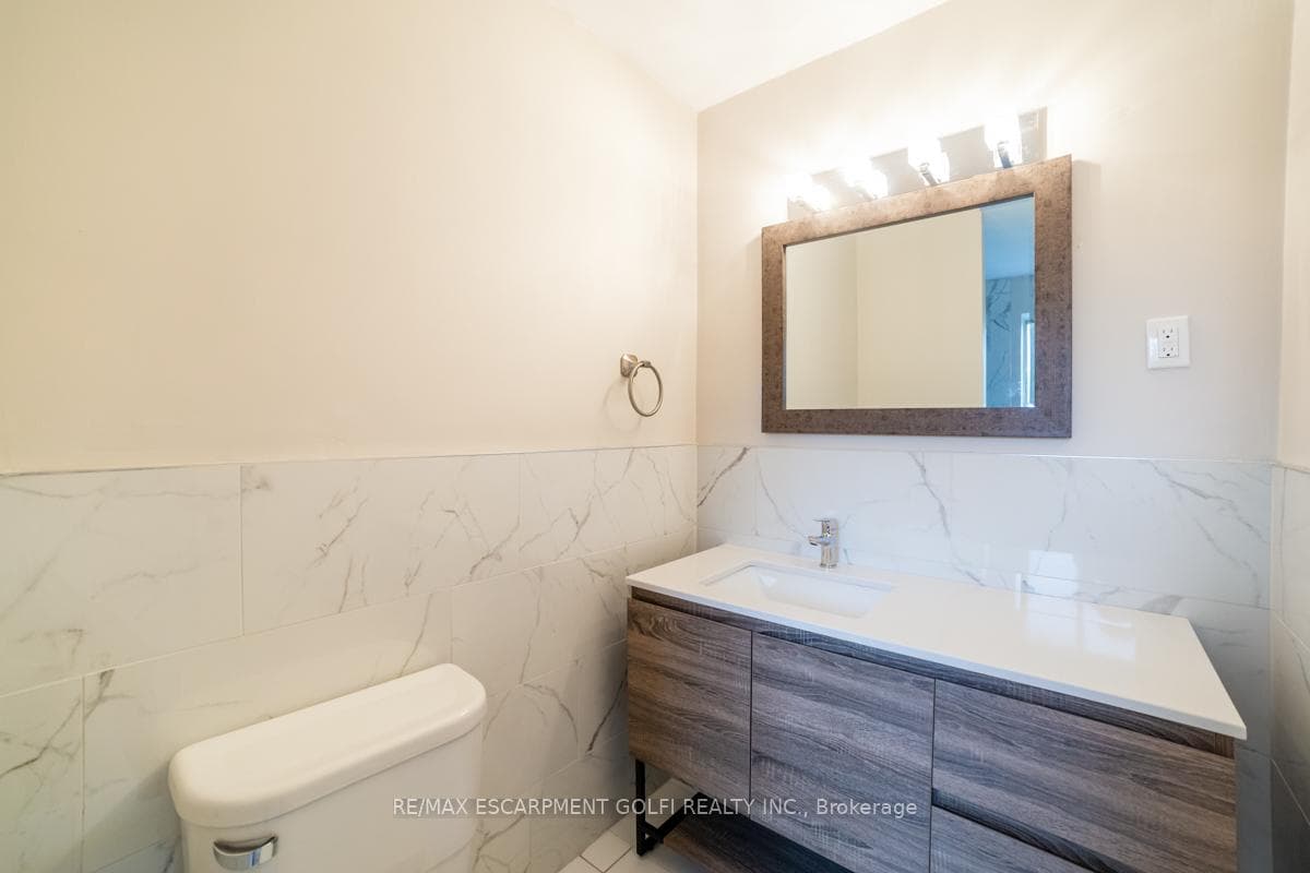 2433 FIRST Street Unit 6 photo 20
