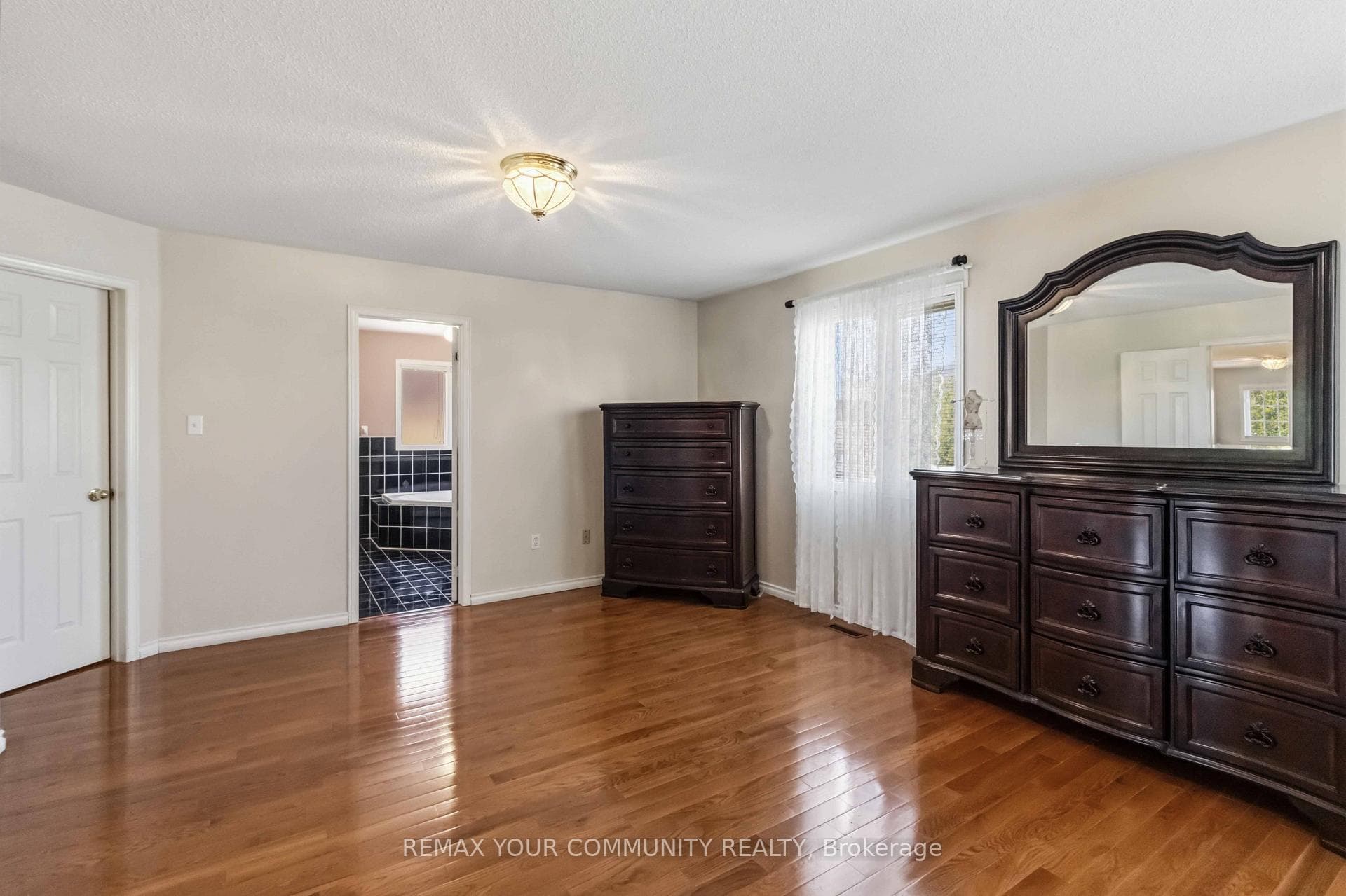 153 Bristol Road photo 22