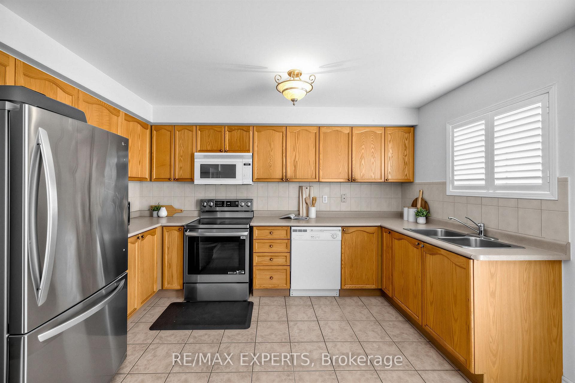 601 Shoreline Drive Unit 97 photo 9