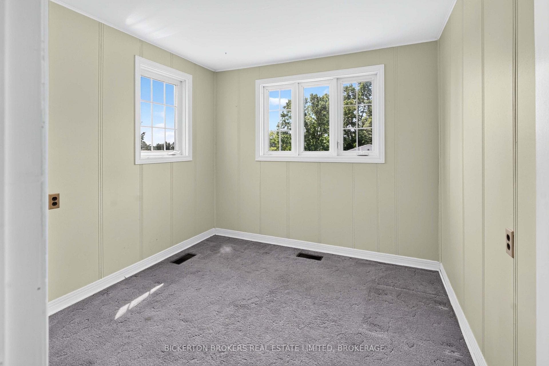 154 Eden Grove Road photo 27
