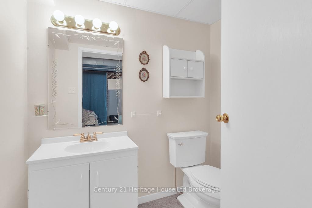 14 McDonald Court photo 15