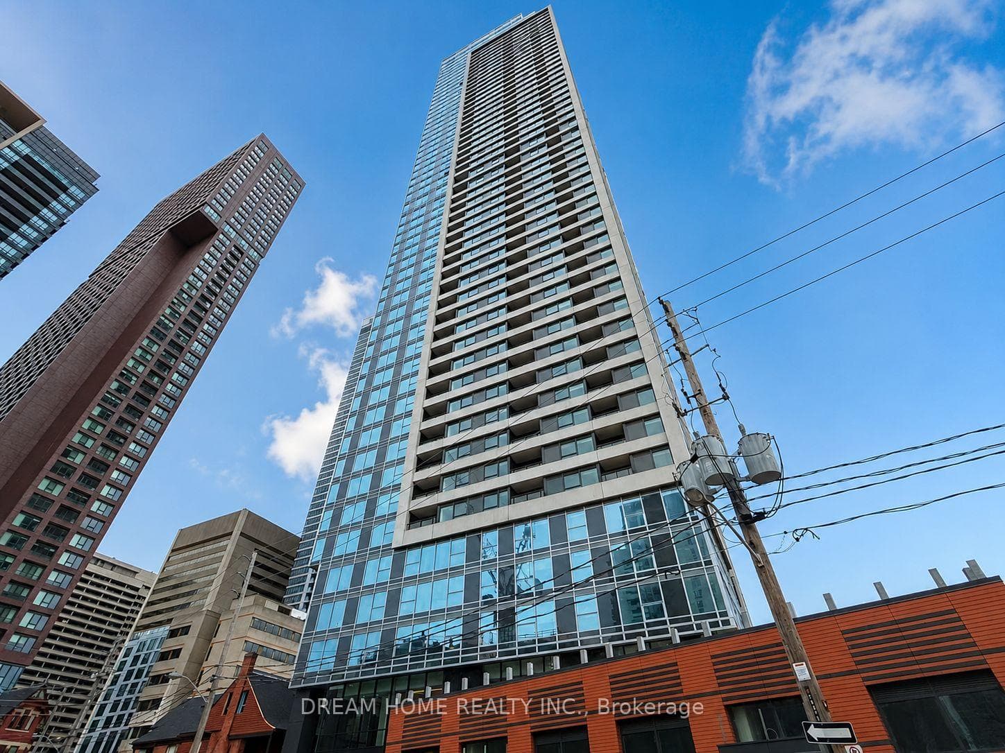 609 Sherbourne Street Unit 3009 photo 1