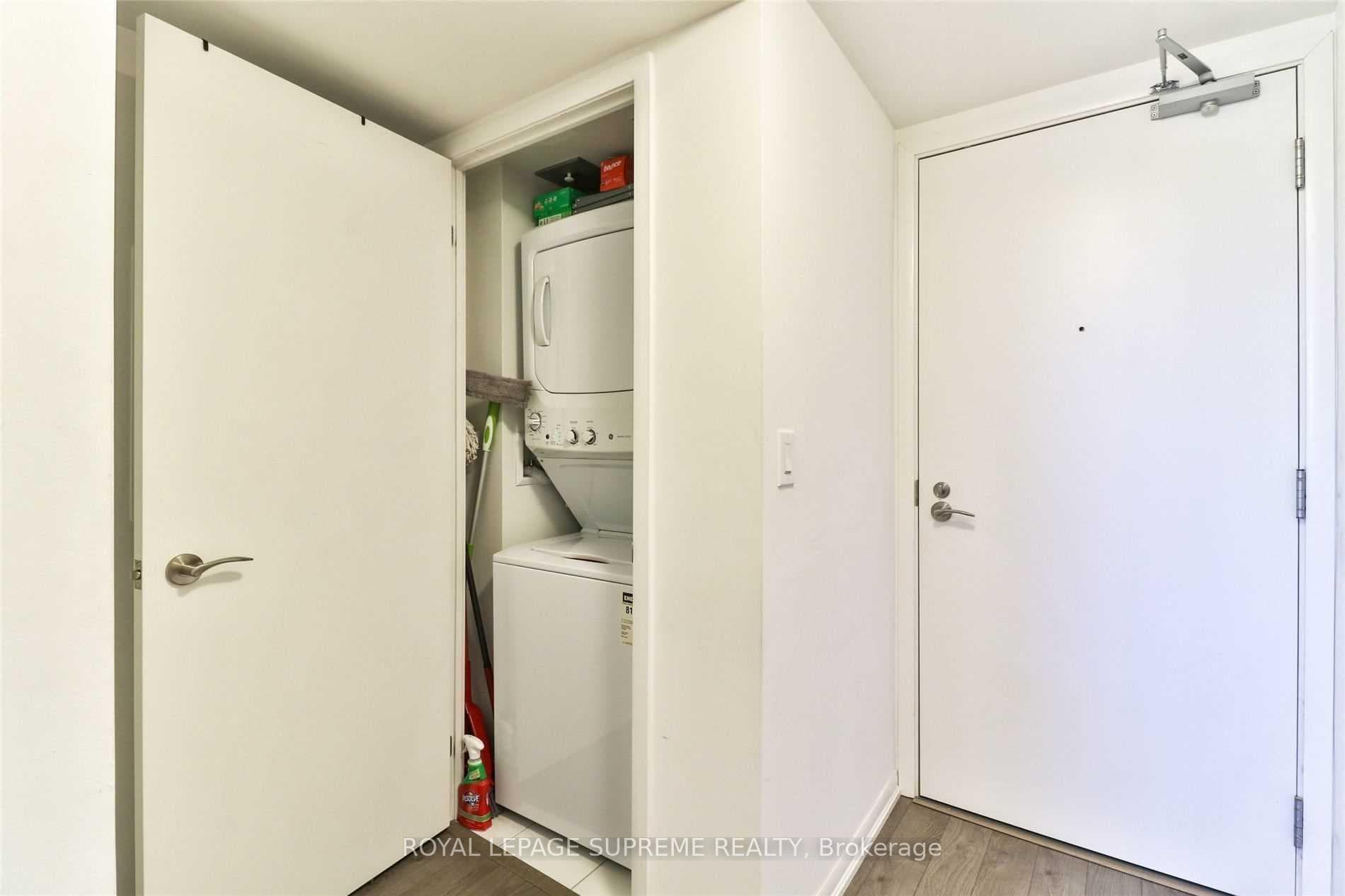 3091 Dufferin Street Unit 214 photo 22