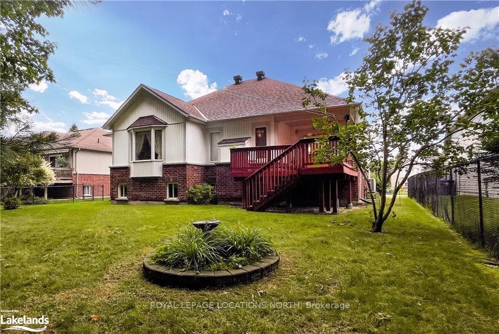 136 Royal Beech Drive photo 8
