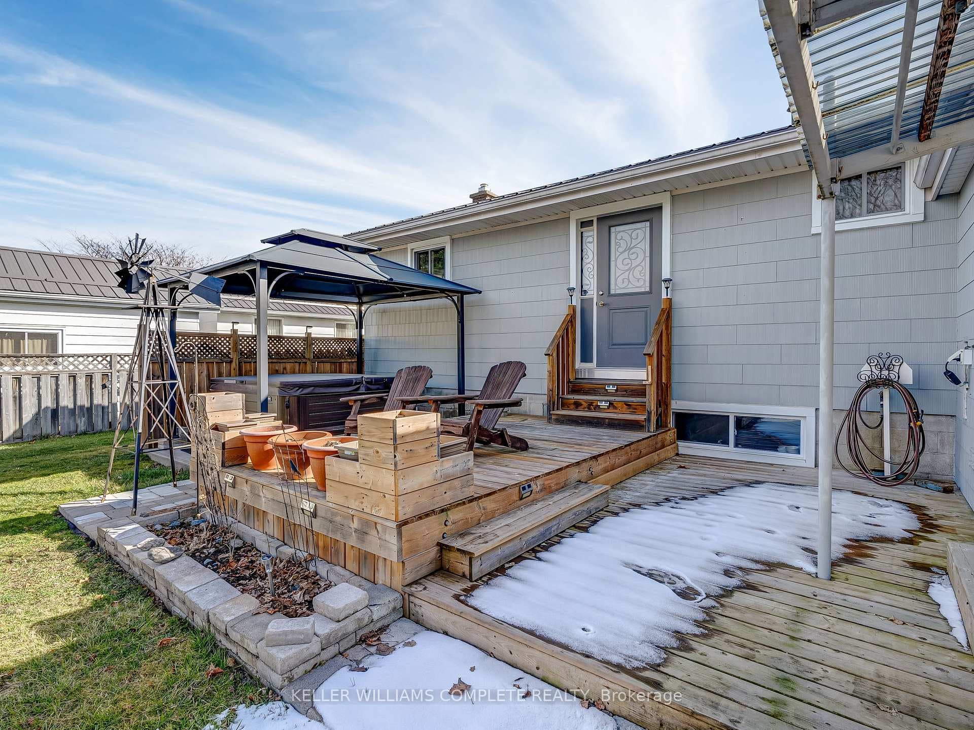 258 Metcalfe Street photo 35