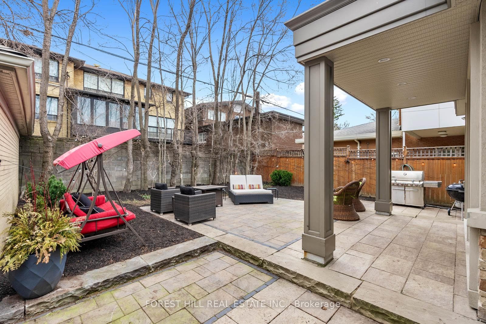 62 Ridelle Avenue photo 39