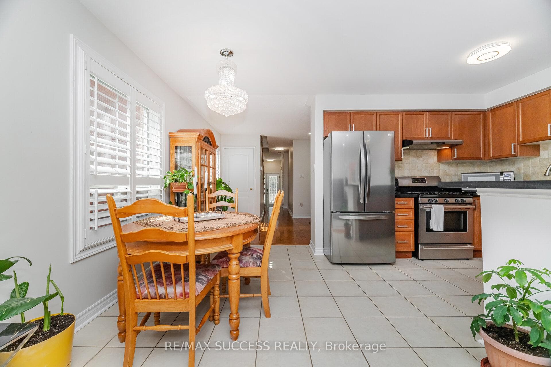 3570 Southwick Street photo 11