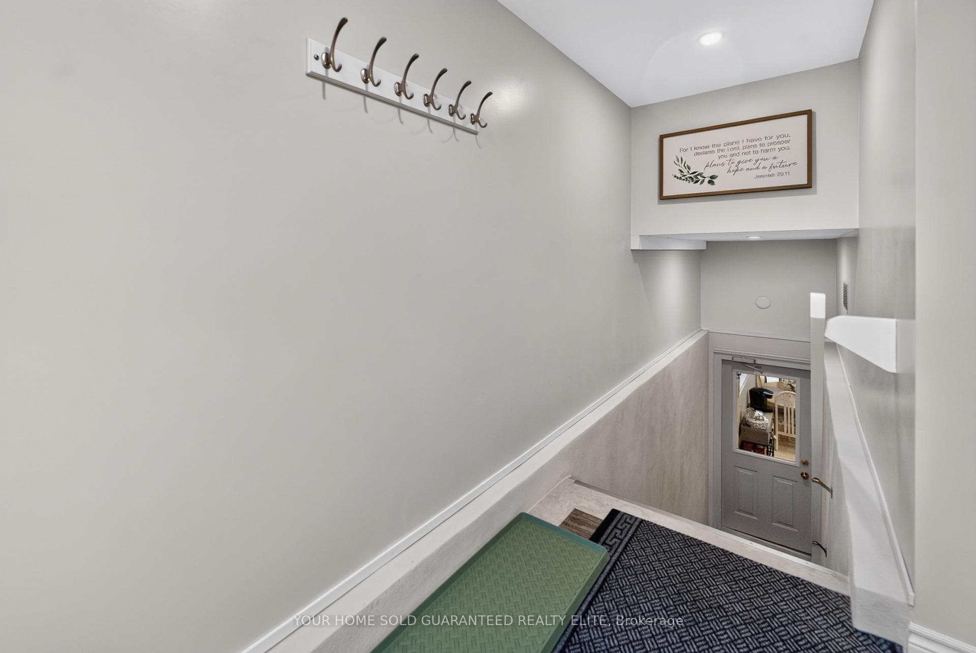 213 Margaret Street photo 21