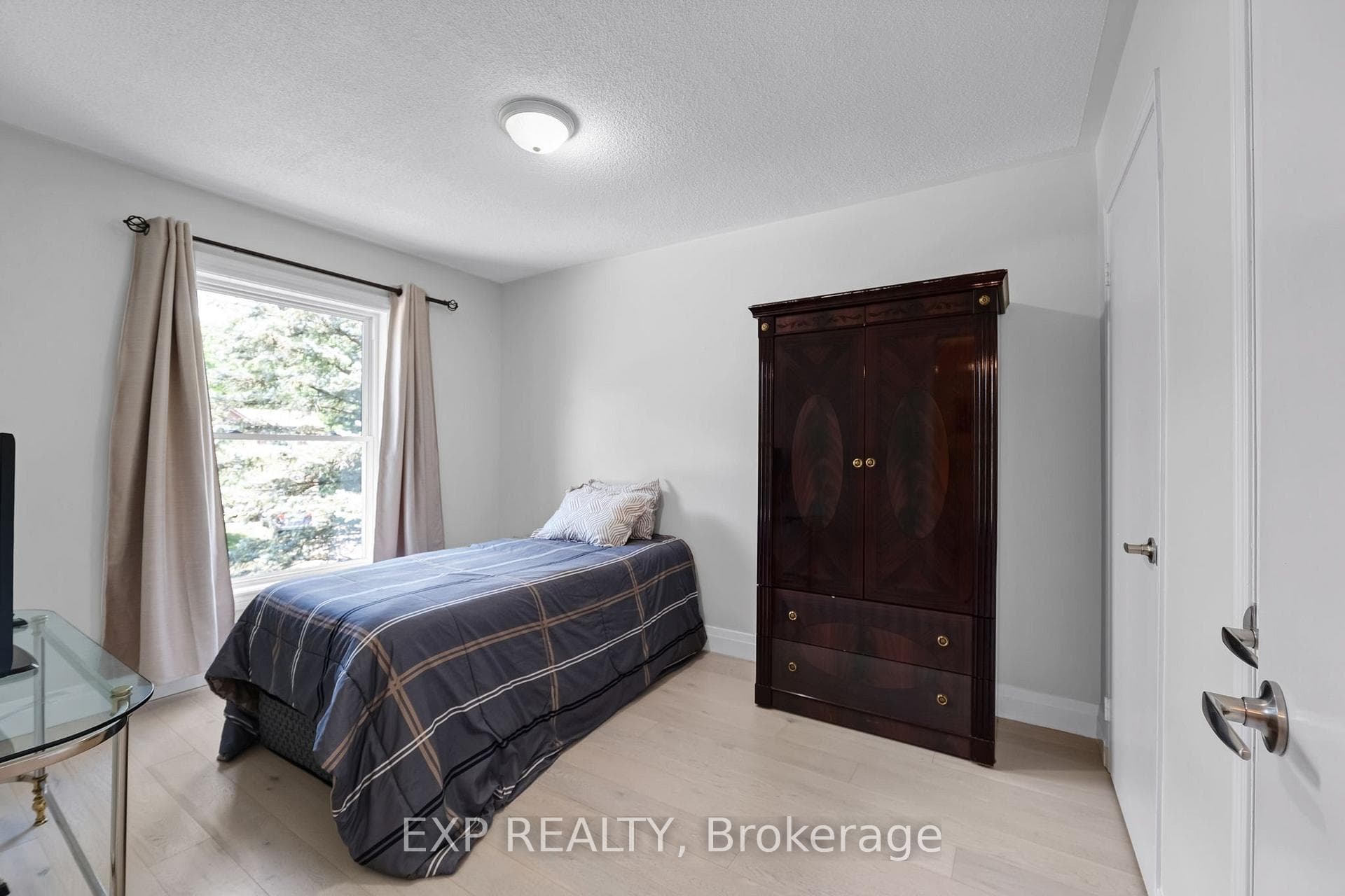 14 Russell Hill Road photo 22