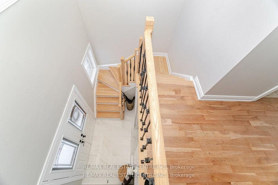 42 Sedgewick Circle photo 20