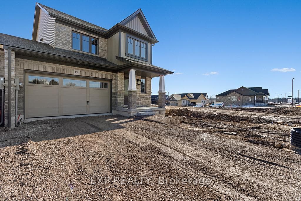 131 Fitzgerald Street photo 1
