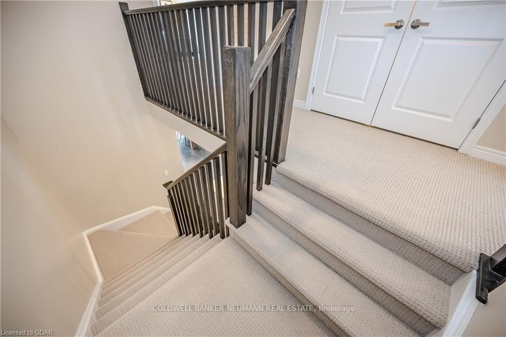 87 Kirvan Drive photo 18
