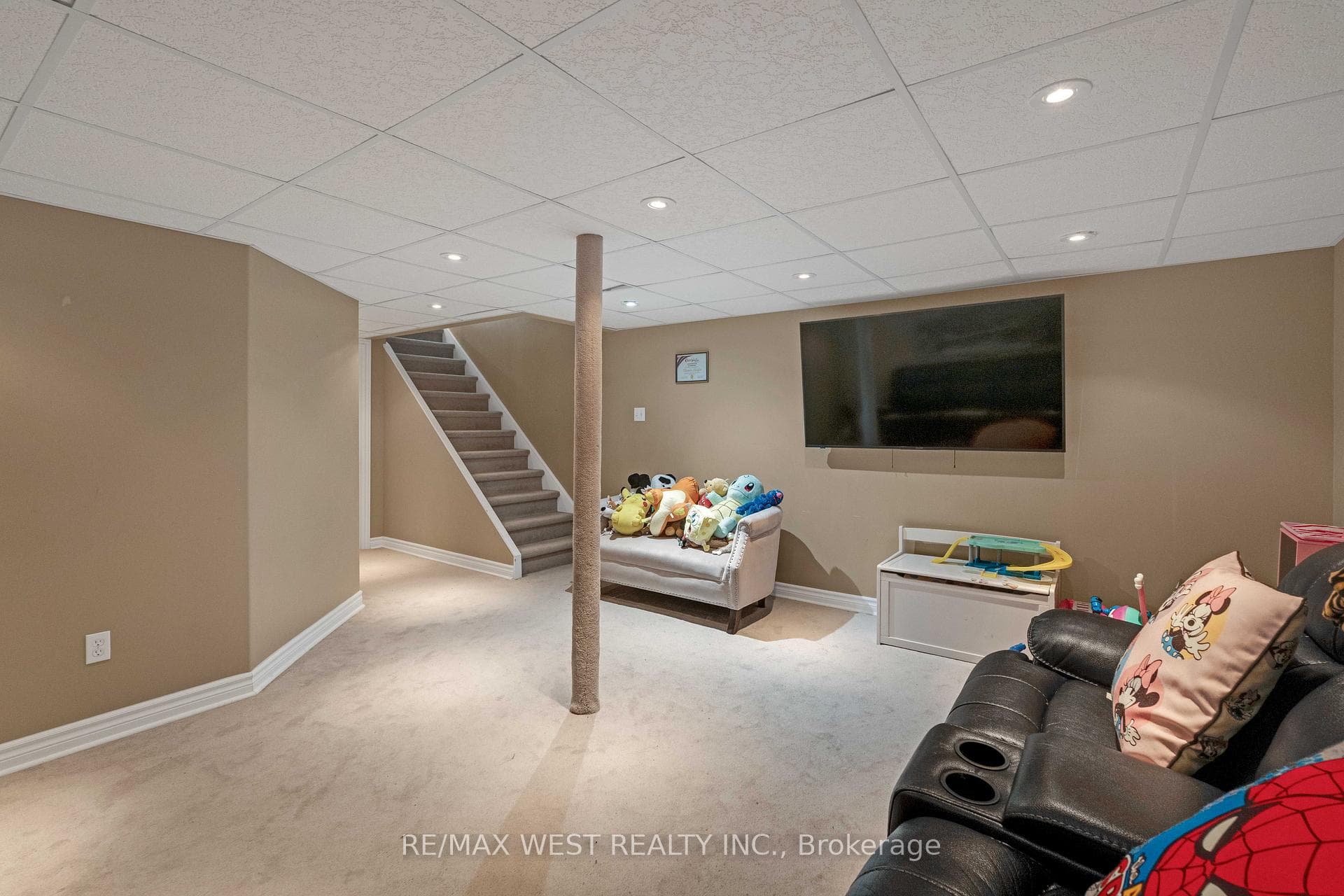 101 Cedargrove Road photo 36