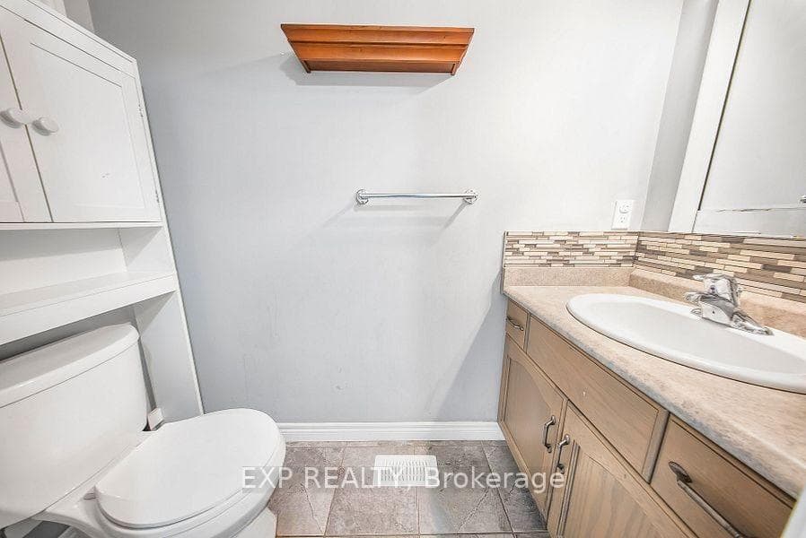 1441 Dunkirk Avenue photo 9