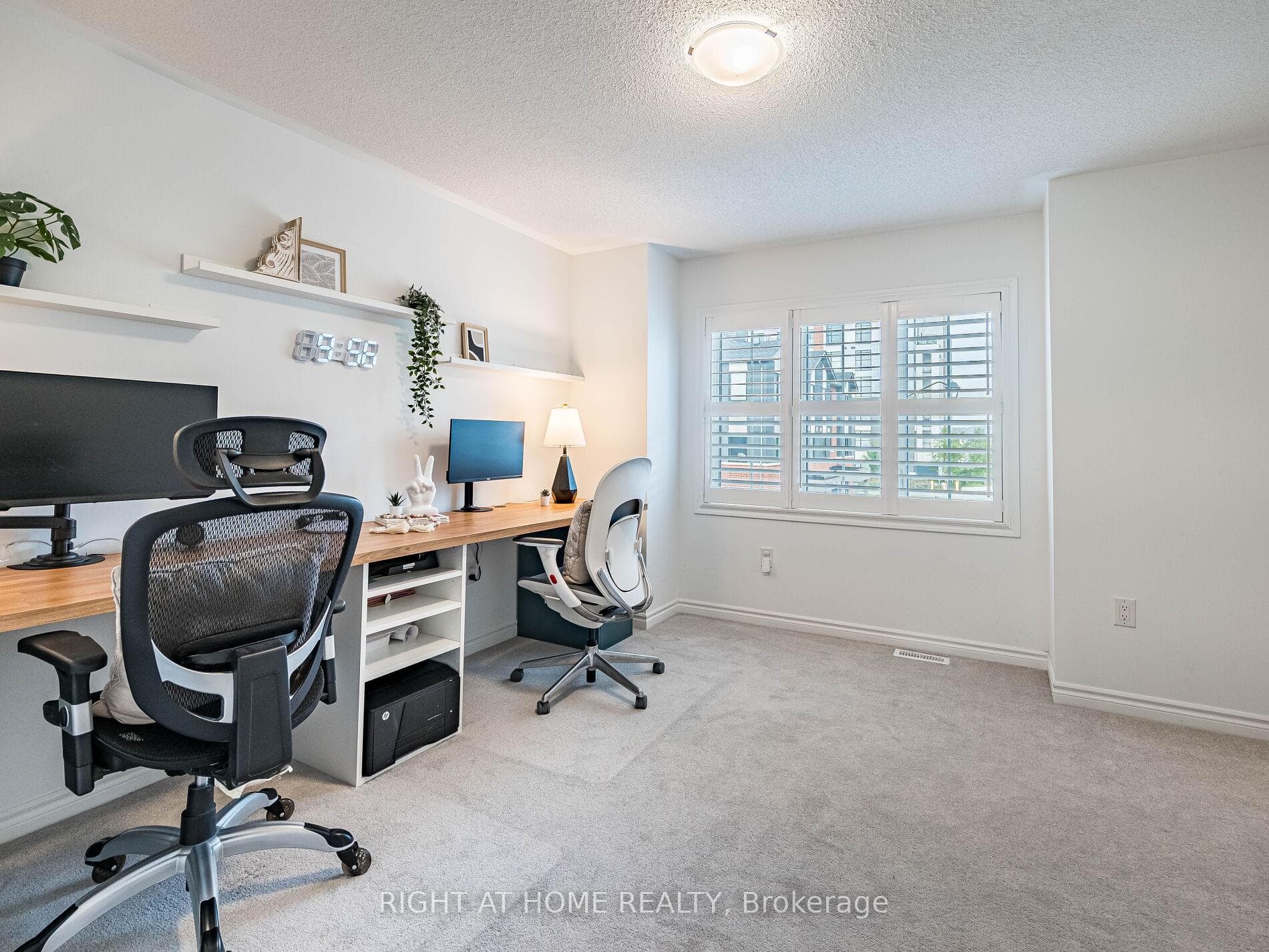 531 Bellflower Court photo 25