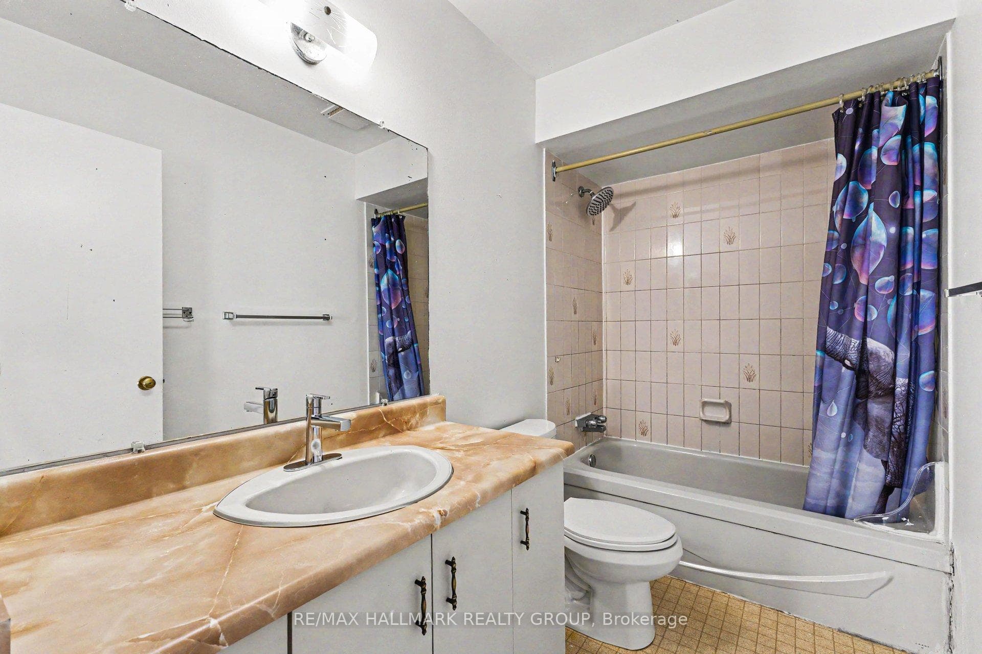 16 Sunridge Lane photo 9