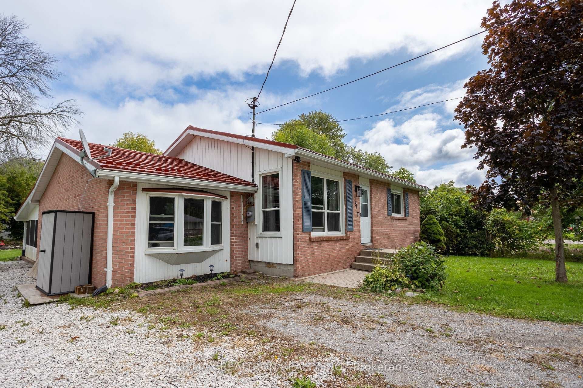 51 Glenview Avenue photo 2