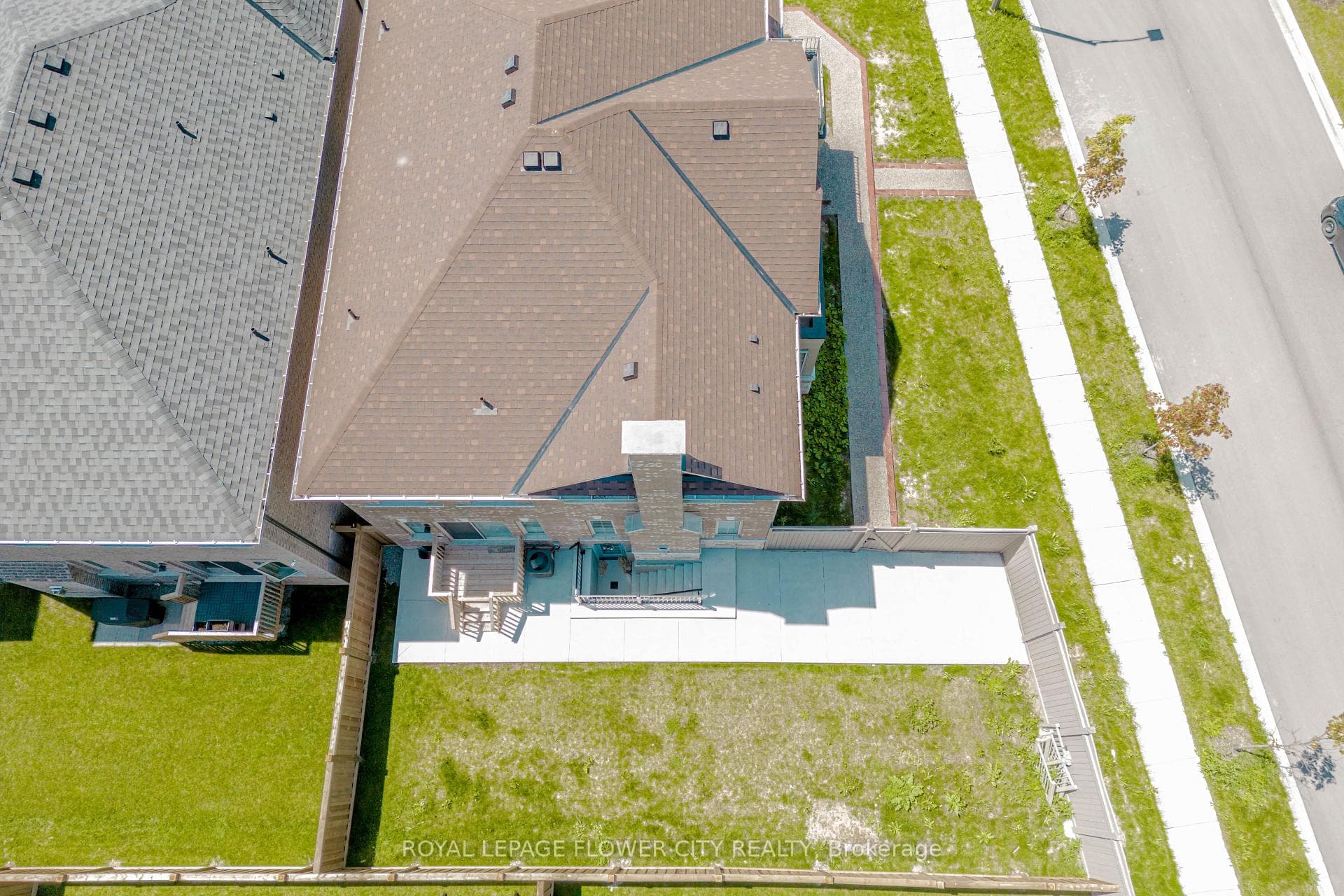 31 Betty May Crescent photo 37