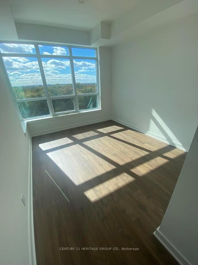 30 Upper Mall Way Unit 615 photo 6