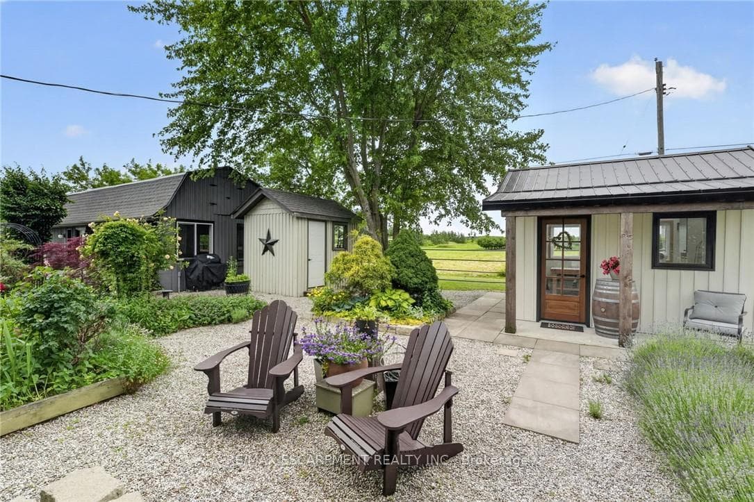3754 LAKESHORE Road photo 40