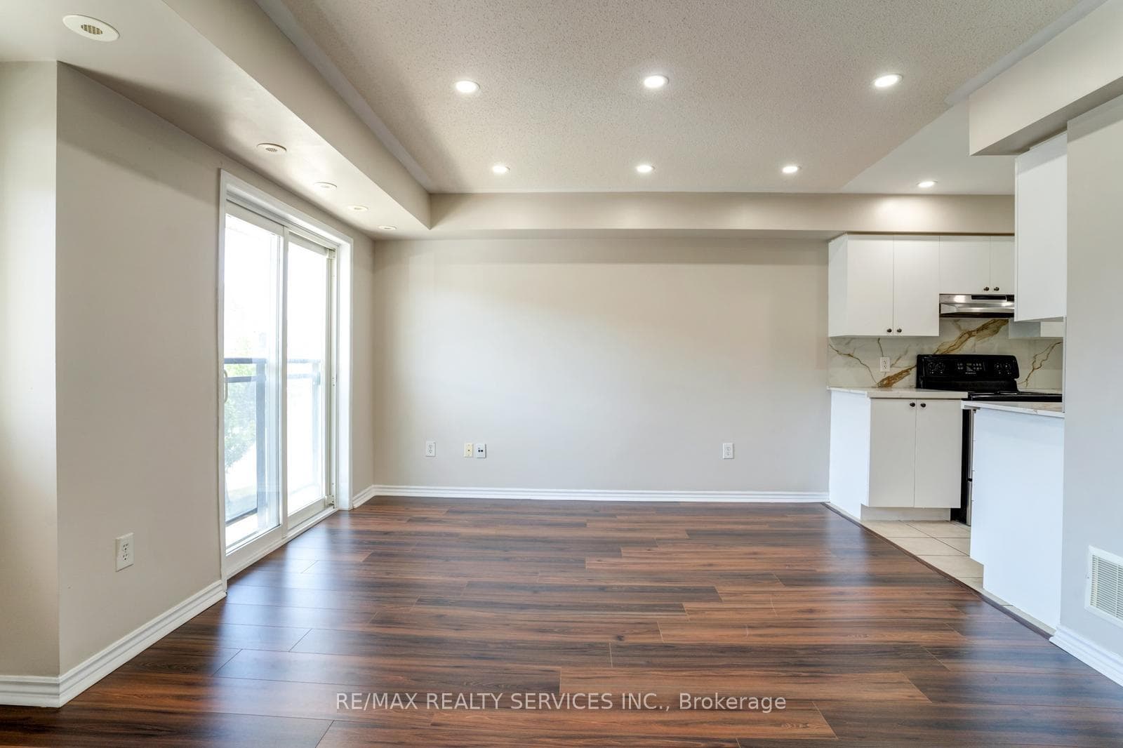 4975 Southampton Drive Unit 344 photo 5