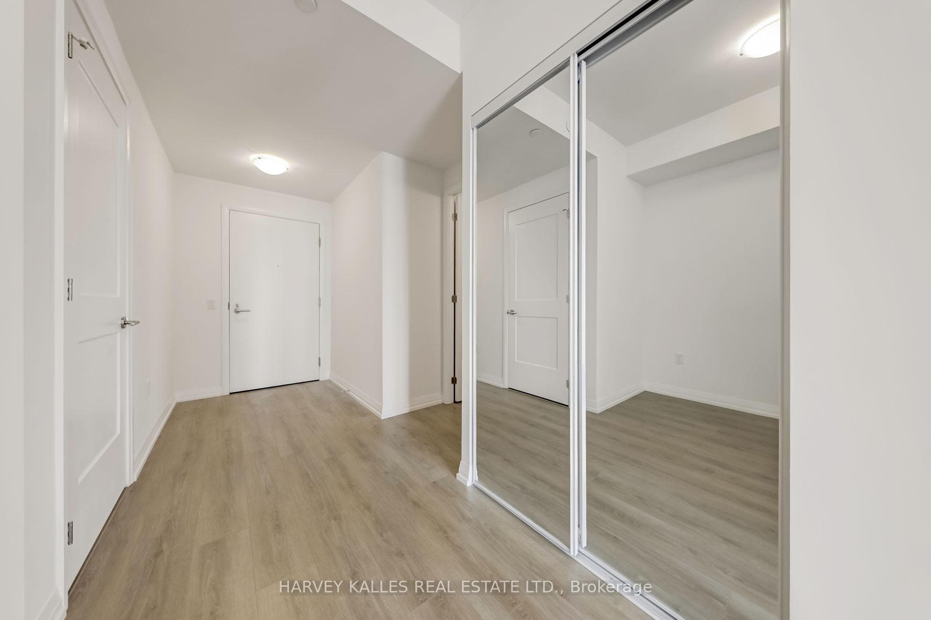 50 Dunfield Avenue Unit 3115 photo 6