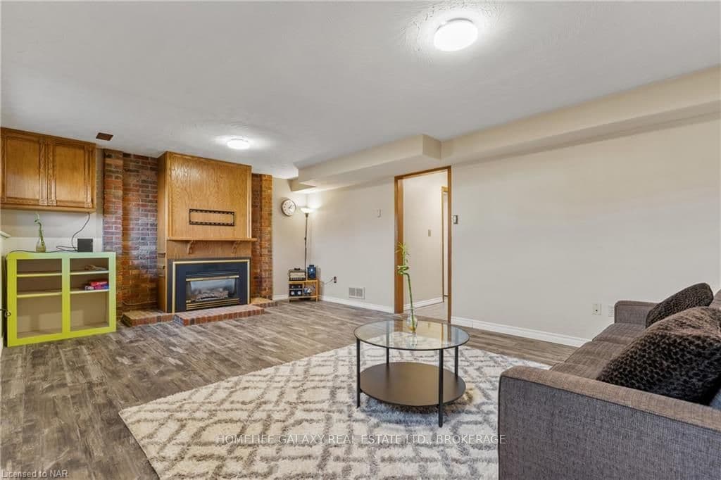7451 SCHOLFIELD Road photo 15