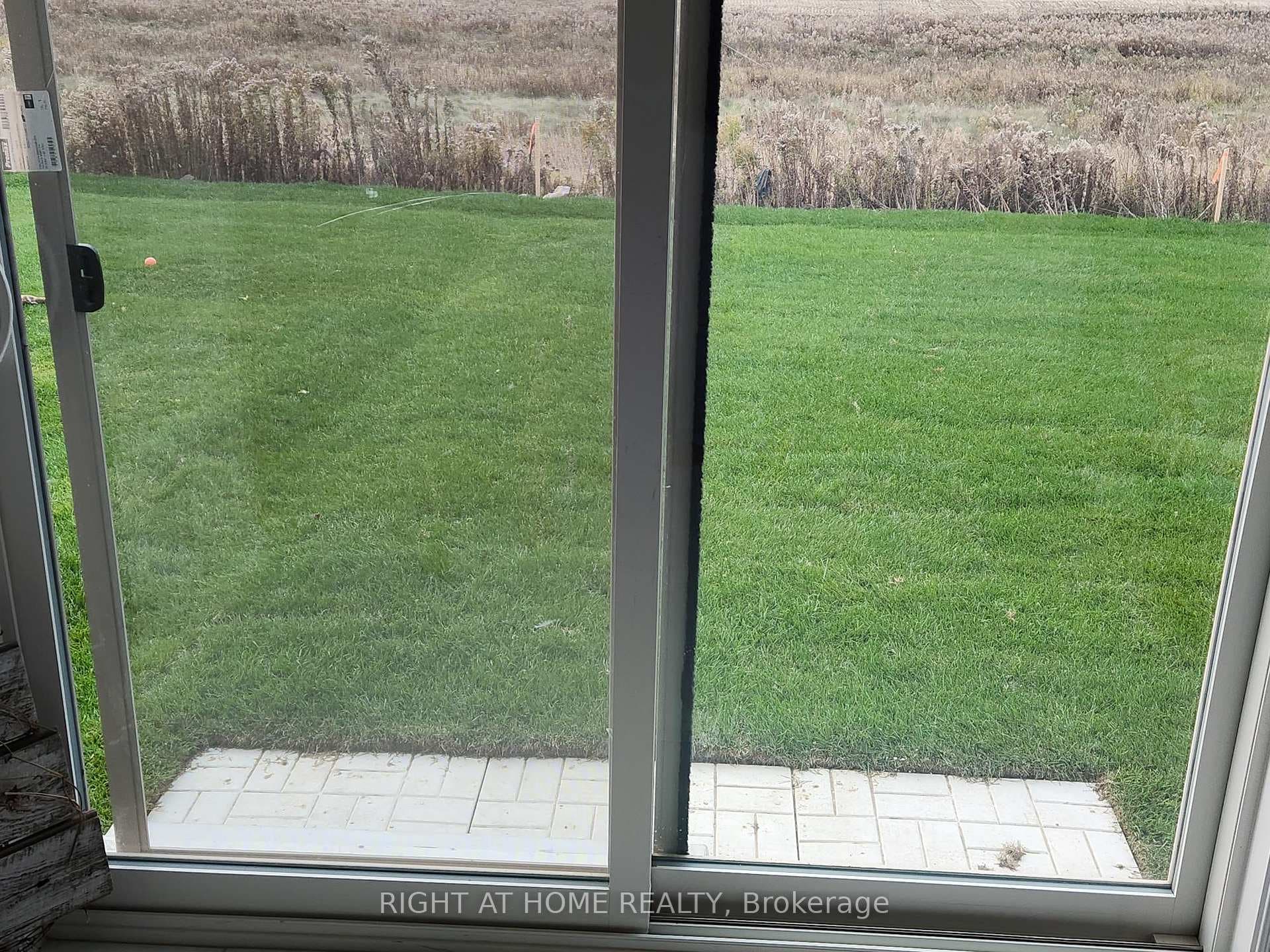 86 Edminston Drive photo 10