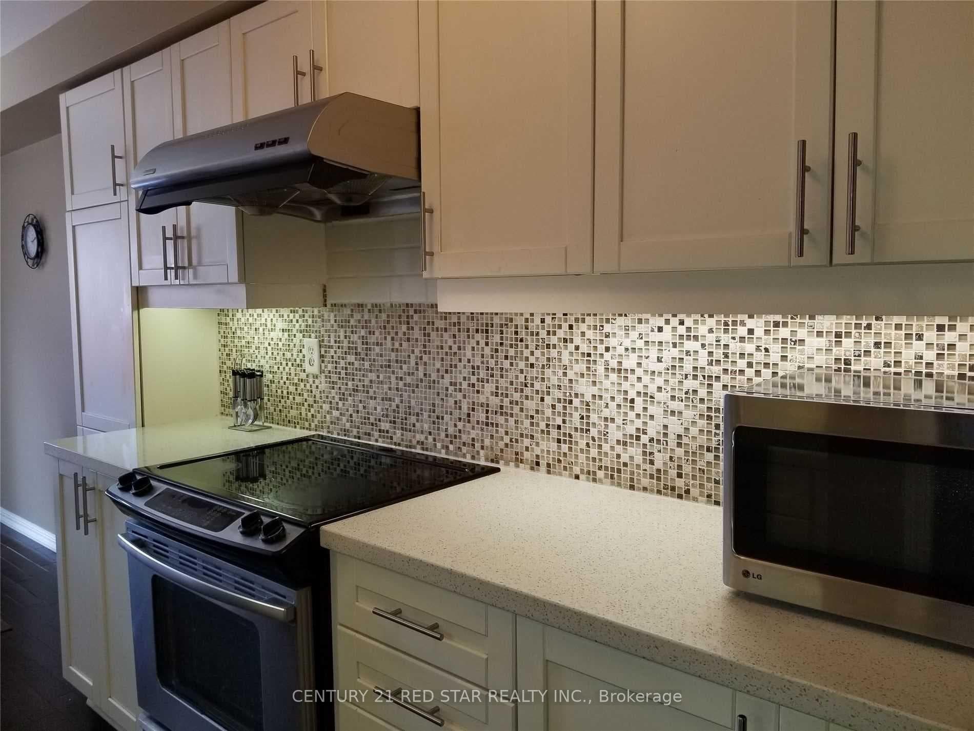 1476 Spring Garden Court photo 8