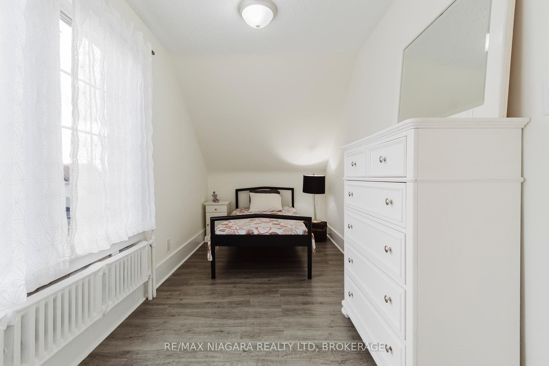 4765 Second Avenue Unit UPPER UNIT photo 29