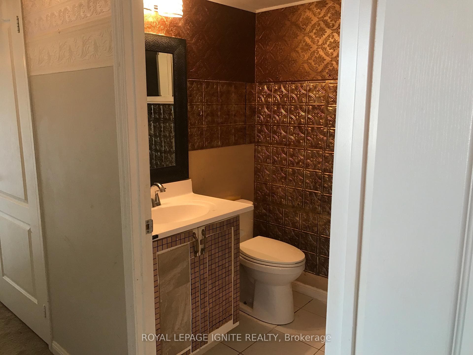 4 Elsinore Path Unit 602 photo 9