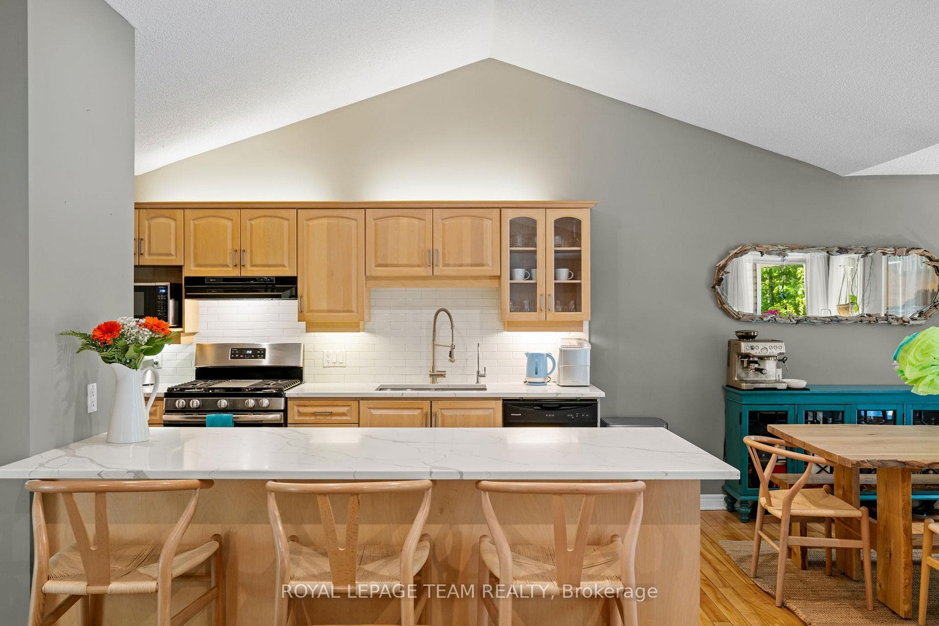 5040 Stonecrest Road photo 18