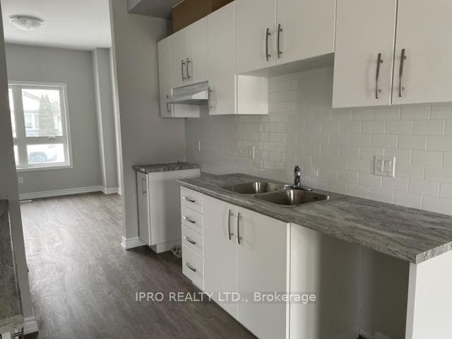 43 Perenack Avenue Unit # 19 photo 11