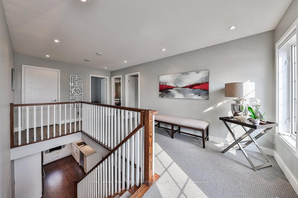 881 Goodwin Road photo 22