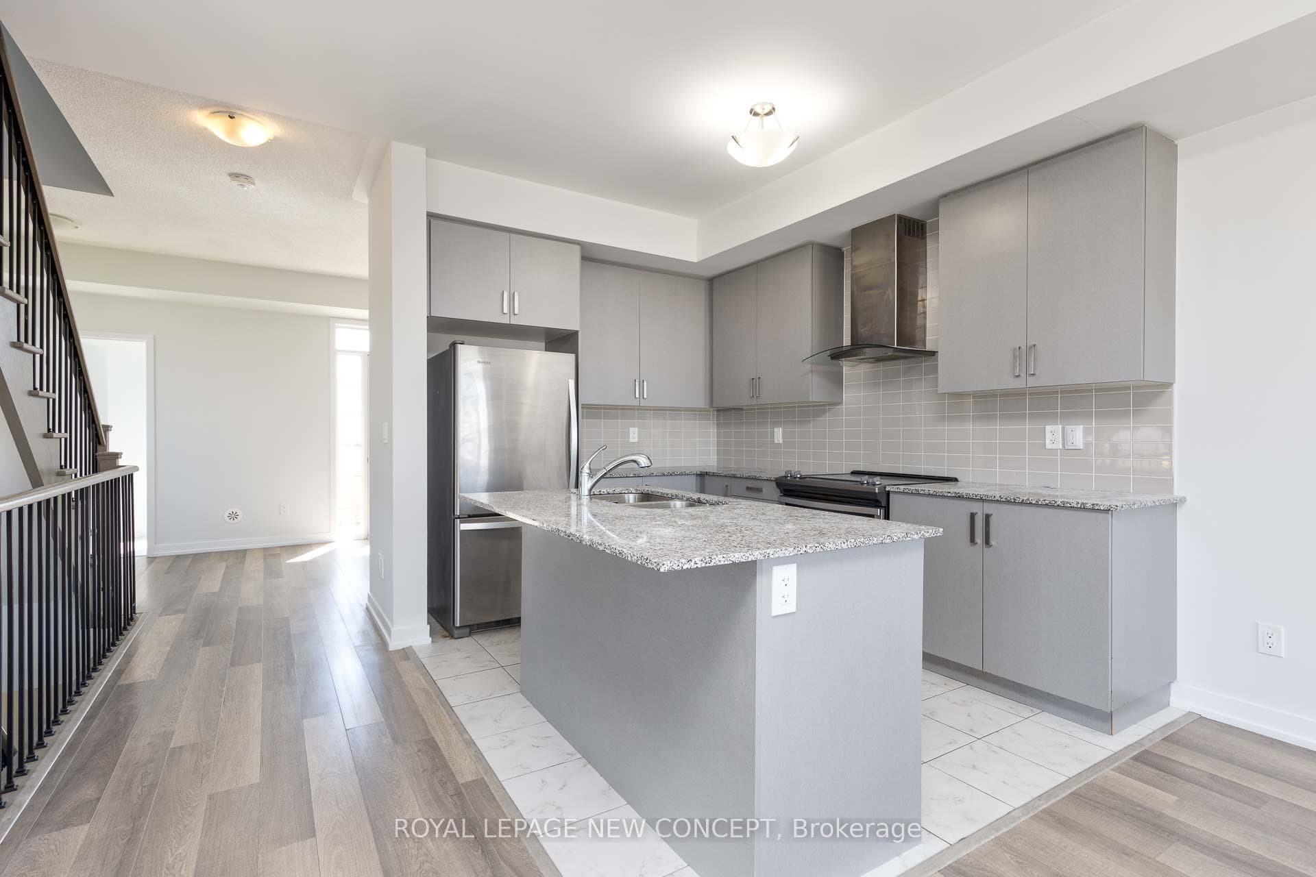 265 Harding Park Street photo 15