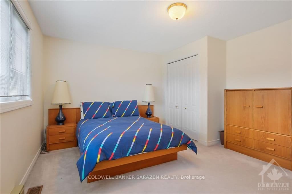 1679 AUTUMN RIDGE Drive photo 22
