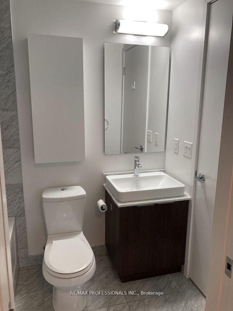 14 York Street Unit 412 photo 17