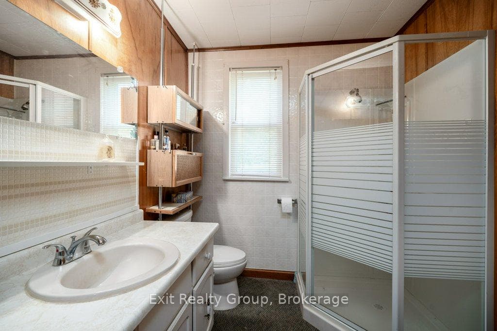 951 Hunt Club Road photo 16
