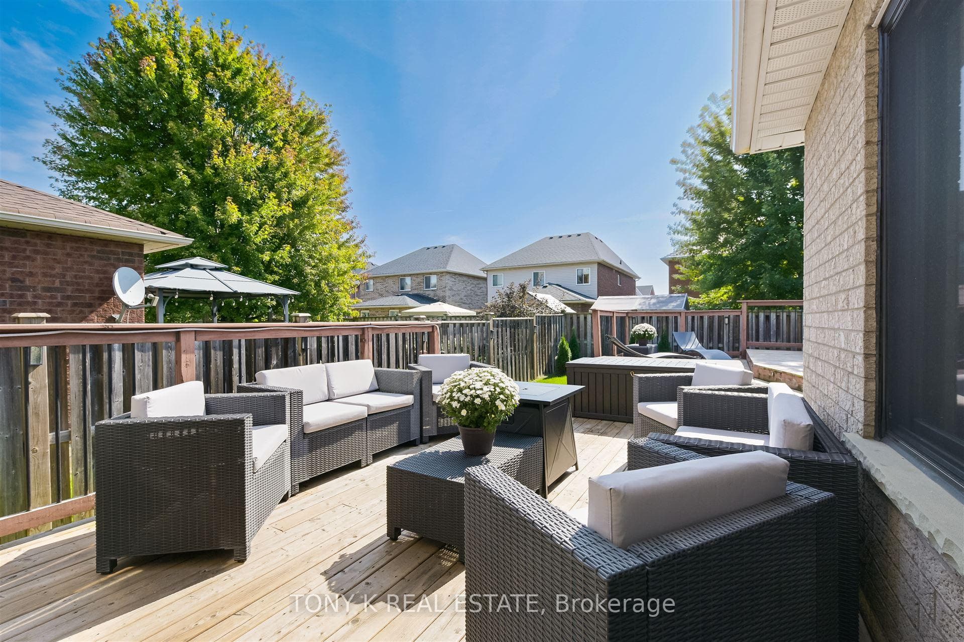 46 Gabrielle Crescent photo 13
