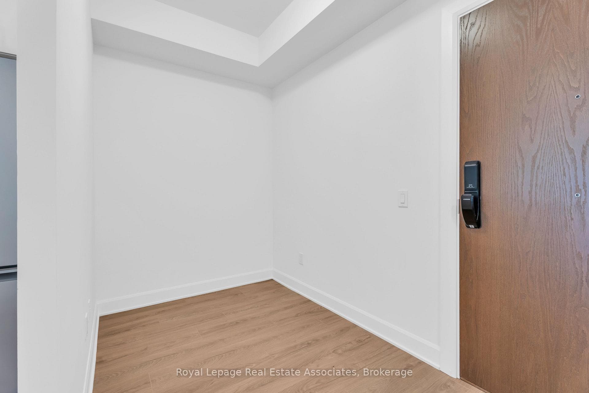 3240 William Coltson Avenue Unit 216 photo 20